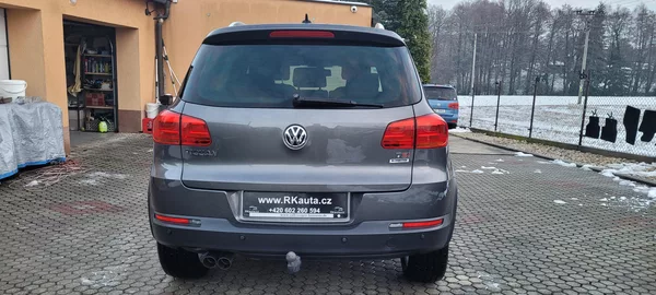 Volkswagen Tiguan 1,4TSi 110kW DSG R-Line Bi-Xen - foto 6