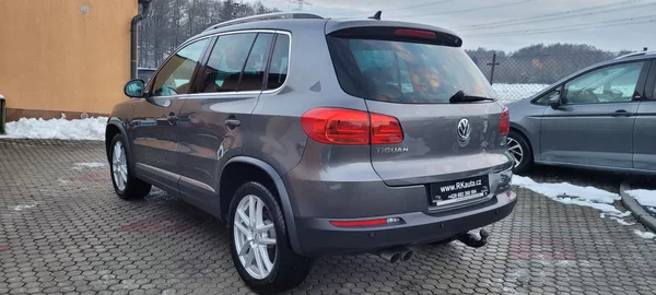 Volkswagen Tiguan 1,4TSi 110kW DSG R-Line Bi-Xen - foto 7