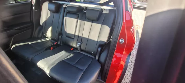 Mitsubishi Eclipse Cross 1,5T-MiVeC 120kW 4WD „TOP“ - foto 12
