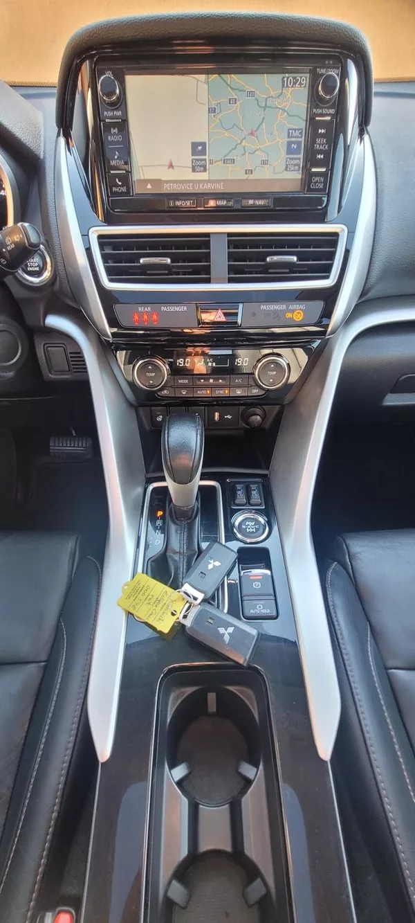 Mitsubishi Eclipse Cross 1,5T-MiVeC 120kW 4WD „TOP“ - foto 23