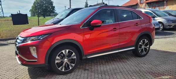 Mitsubishi Eclipse Cross 1,5T-MiVeC 120kW 4WD „TOP“ - foto 9