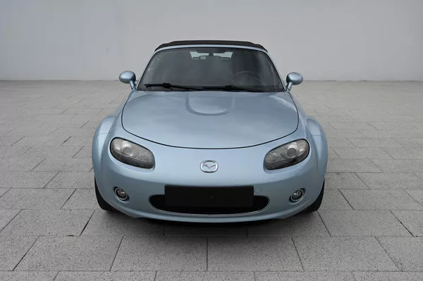 Mazda MX-5 1.8 93KW Niseko 3/2009 - foto 2