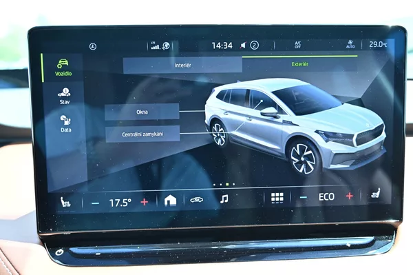 Škoda Enyaq iV / 82kWh / SoH 96,7/ DPH - foto 19