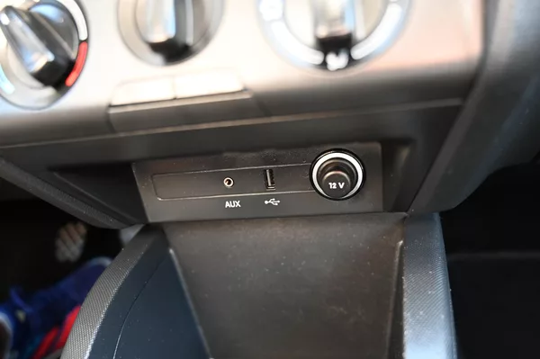 Škoda Fabia 1.2TSI 66KW Ambition 1/2017 - foto 14