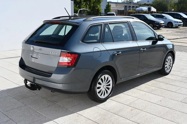 Škoda Fabia 1.2TSI 66KW Ambition 1/2017 - foto 5