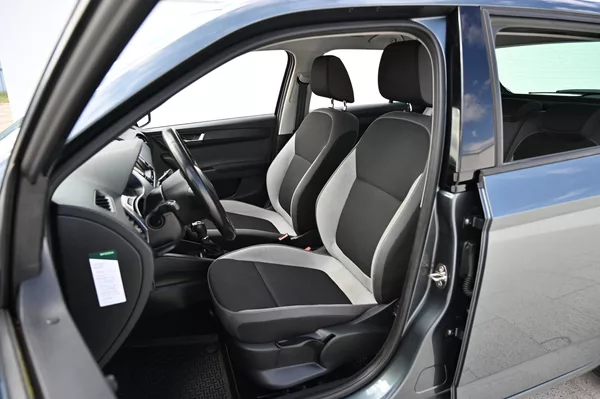 Škoda Fabia 1.2TSI 81KW DSG Ambition 5/16 - foto 25