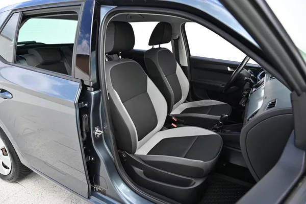 Škoda Fabia 1.2TSI 81KW DSG Ambition 5/16 - foto 29