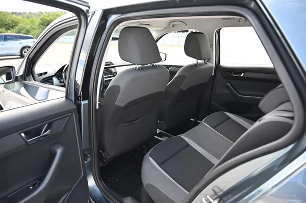Škoda Fabia 1.2TSI 81KW DSG Ambition 5/16 - foto 32