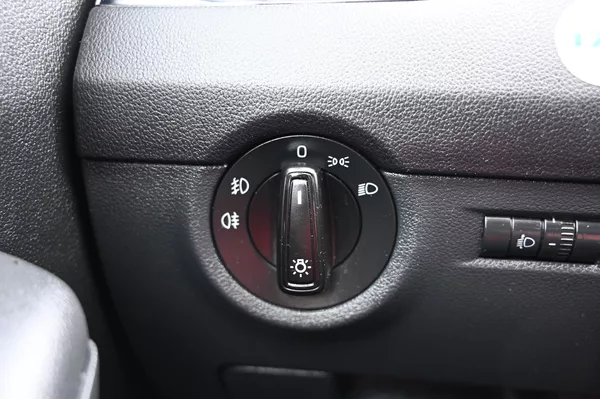 Škoda Octavia 1.6TDI 77KW Edition 4/2015 - foto 19