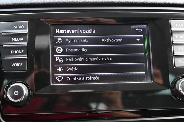 Škoda Octavia 1.6TDI 77KW Edition 4/2015 - foto 39