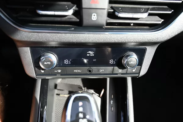 Škoda Scala 1.5TSI 110KW DSG Clever 1/2022 - foto 28