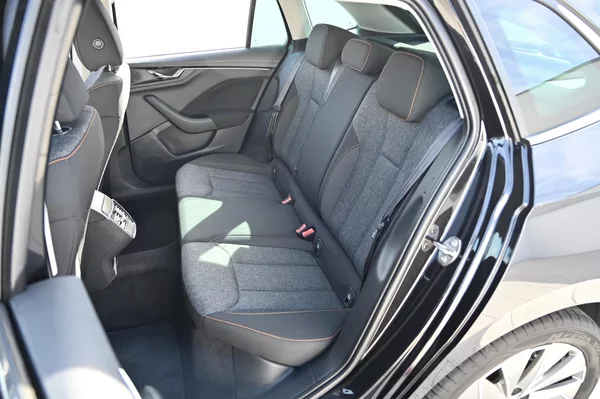 Škoda Scala 1.5TSI 110KW DSG Clever 1/2022 - foto 39