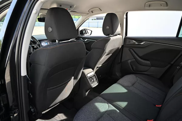 Škoda Scala 1.5TSI 110KW DSG Clever 1/2022 - foto 40