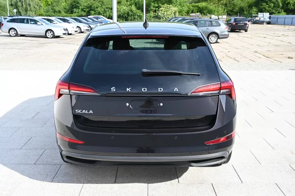Škoda Scala 1.5TSI 110KW DSG Clever 1/2022 - foto 6