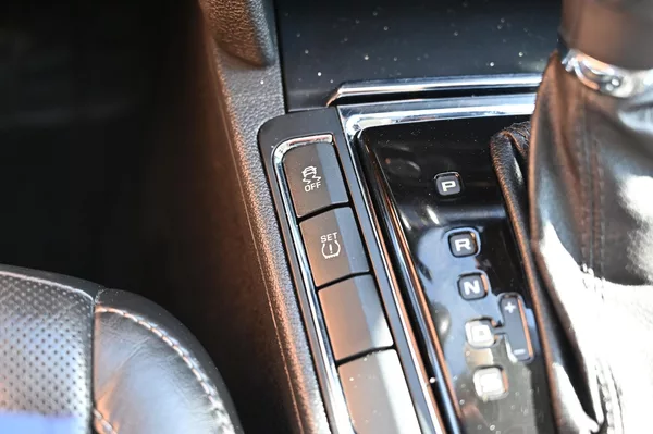 Škoda Superb 2.0TDI 125KW DSG Elegance 9/12 - foto 16