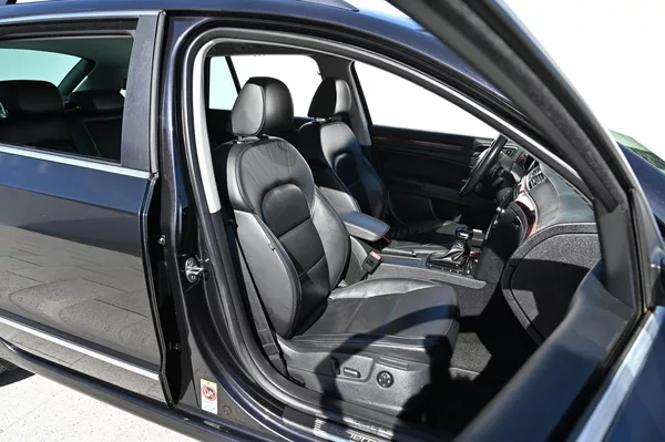 Škoda Superb 2.0TDI 125KW DSG Elegance 9/12 - foto 29