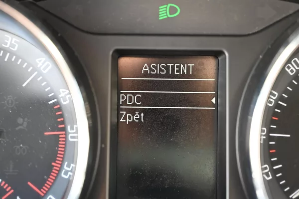 Škoda Superb 2.0TDI 125KW DSG 3/2011 - foto 42