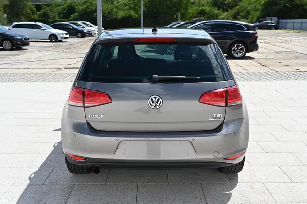 Volkswagen Golf 1.2TSI 81KW BMT rezervace - foto 6