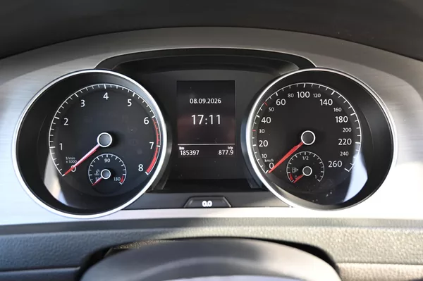 Volkswagen Golf VII 1.2TSI 77KW POHON ŘEMEN - foto 12