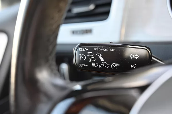 Volkswagen Golf VII 1.2TSI 77KW POHON ŘEMEN - foto 17