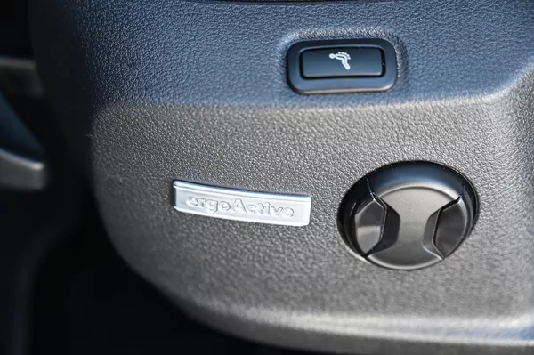 Volkswagen Golf VII 1.2TSI 77KW POHON ŘEMEN - foto 21