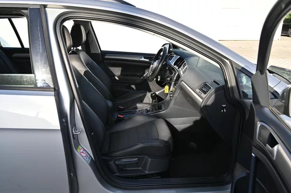Volkswagen Golf VII 1.2TSI 77KW POHON ŘEMEN - foto 25