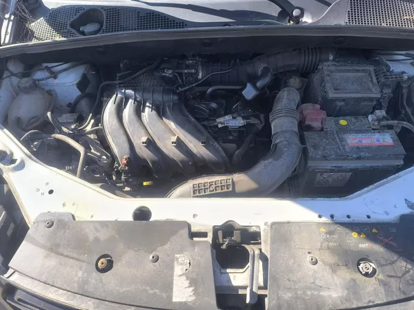 Dacia Dokker 1,6i 75KW,TZ,TOP CENA - foto 12