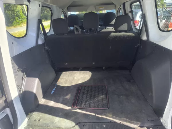 Dacia Dokker 1,6i 75KW,TZ,TOP CENA - foto 6