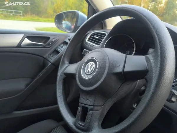 Volkswagen Golf TDI 66KW,PĚKNÝ,SERVISKA,1MAJ57 - foto 10