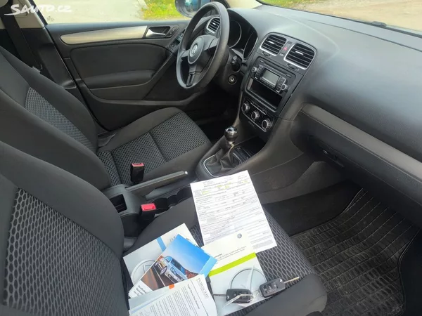 Volkswagen Golf TDI 66KW,PĚKNÝ,SERVISKA,1MAJ57 - foto 8