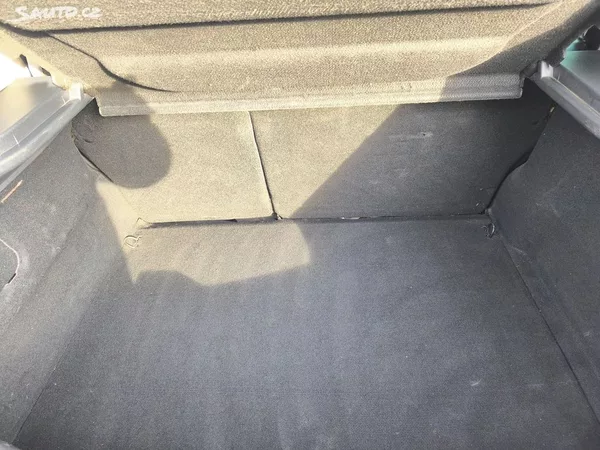 Renault Mégane KRÁSNÝ,VÝBAVA,95TKM,SERVISKA - foto 6