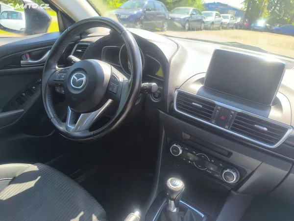 Mazda 3 KRÁSNÁ,SERVISKA,1MAJ,VÝBAVA - foto 9