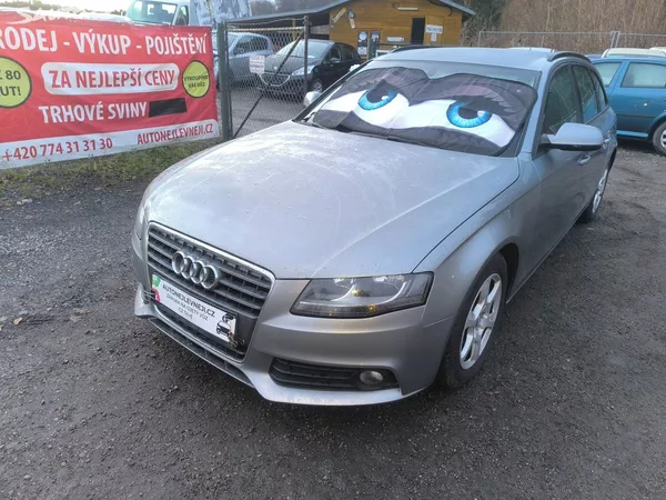 Audi A4 KRÁSNÁ,130KM,SERVISKA,1MAJITEL - foto 2