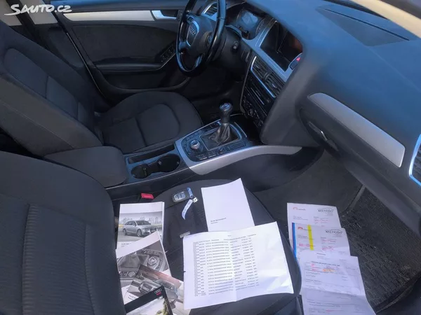 Audi A4 KRÁSNÁ,130KM,SERVISKA,1MAJITEL - foto 7