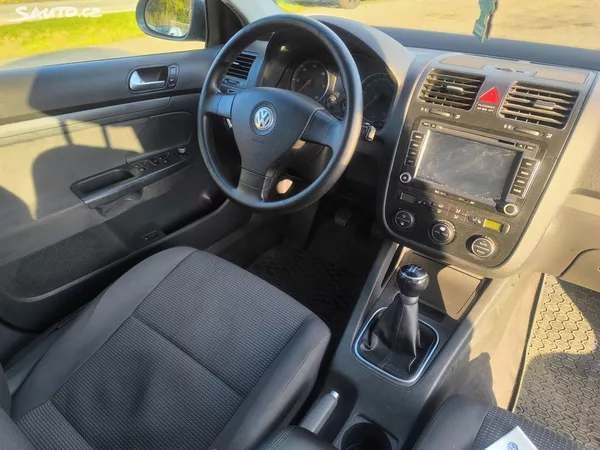 Volkswagen Jetta 1,9TDI BEZ DPF,KRÁSNÁ,220T.KM - foto 11