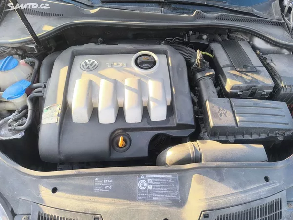 Volkswagen Jetta 1,9TDI BEZ DPF,KRÁSNÁ,220T.KM - foto 25