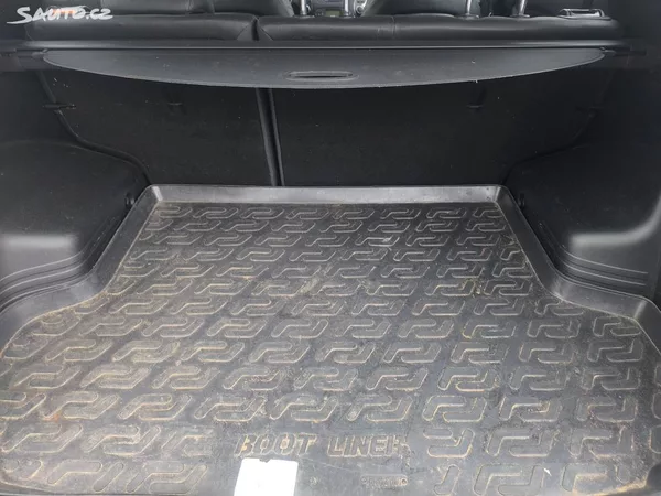 Hyundai ix35 2.0D4X4,70KM,MAX VÝBAVA,KRÁSNÝ - foto 10