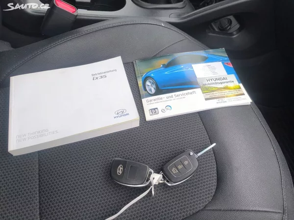 Hyundai ix35 2.0D4X4,70KM,MAX VÝBAVA,KRÁSNÝ - foto 18