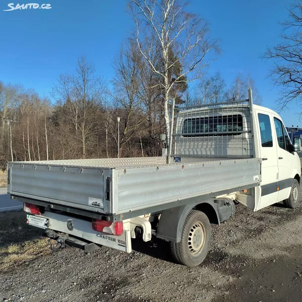 Volkswagen Crafter 7MÍST,KRÁSNÝ,SERVIS,DLOUHÝ3,5M - foto 4