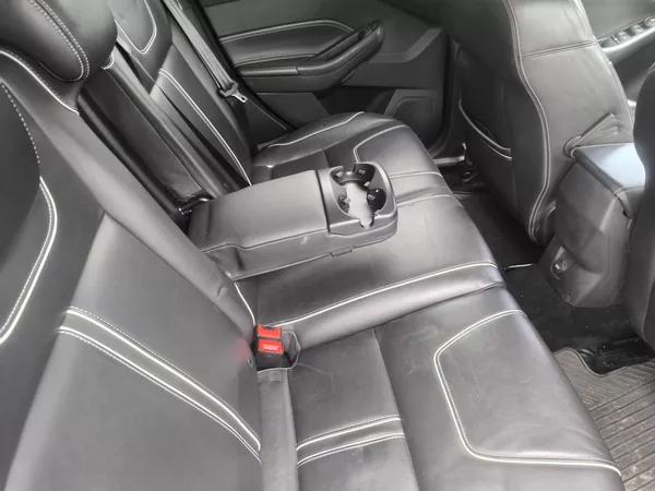Ford Focus 2.0TDCI103KW,MAX VÝBAVA,KRÁSNÝ - foto 9