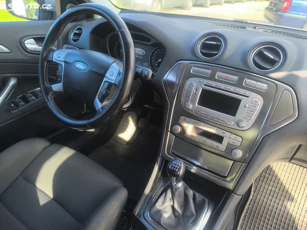 Ford Mondeo 2.0TDCI,KRÁSNÉ,125TKM,1MAJ91L - foto 10