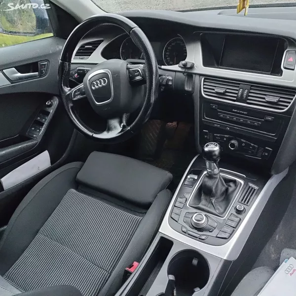Audi A4 3.0TDI,MANUÁL,4X4,KRÁSNÁ,1MAJ - foto 11
