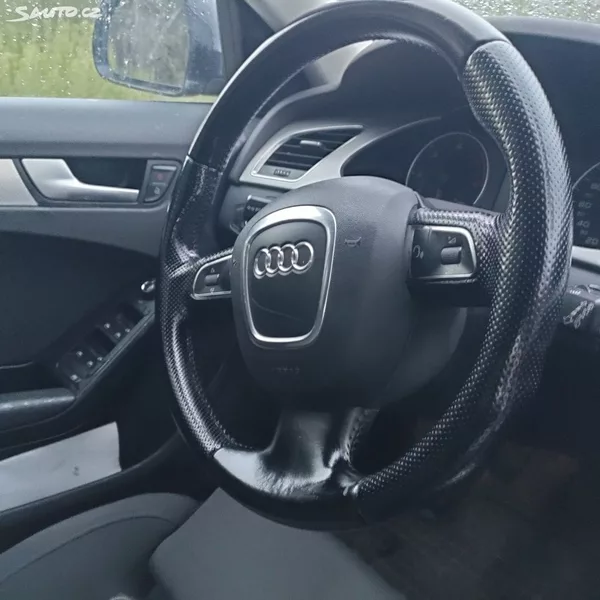 Audi A4 3.0TDI,MANUÁL,4X4,KRÁSNÁ,1MAJ - foto 13