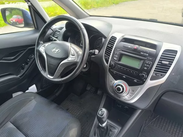 Hyundai ix20 KRÁSNÝ,100TKM,SERVISKA,1MAJ67L - foto 9