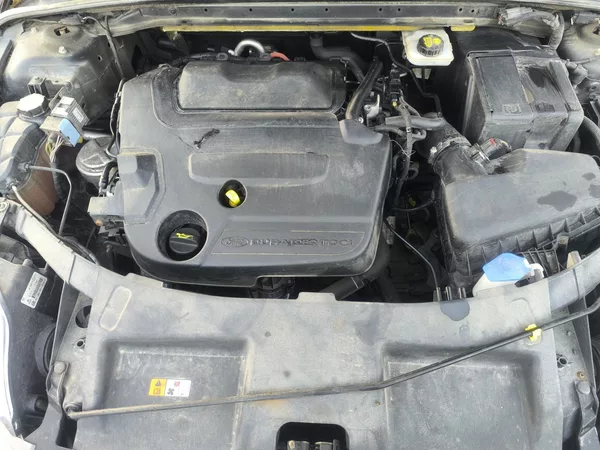 Ford Mondeo 2.0TDCI,100TKM,KRÁSNÉ,1MAJ65L - foto 17
