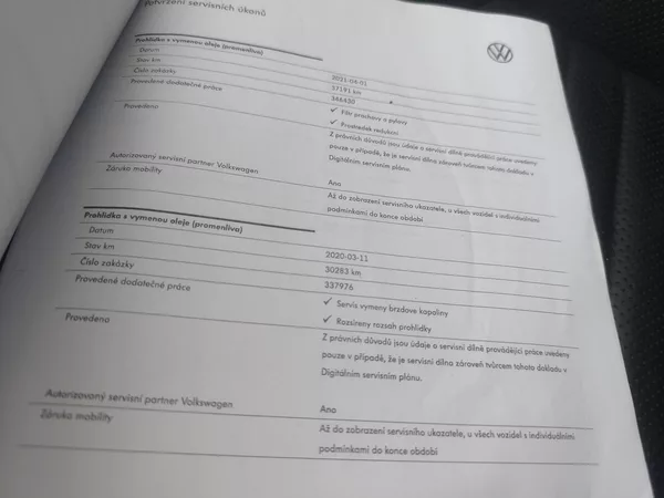 Volkswagen Passat 2.0TDI,95TKM,MAX VÝBAVA,MASÁŽE - foto 18