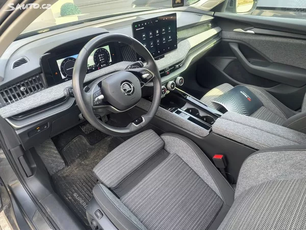 Škoda Superb -DPH,KRÁSNÝ,CZ,VÝBAVA,MASÁŽE - foto 11