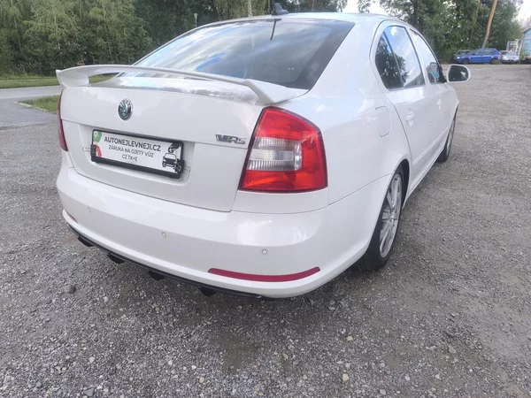 Škoda Octavia RS,KRÁSNÁ,100TKM,SERVISKA,1MAJ - foto 4
