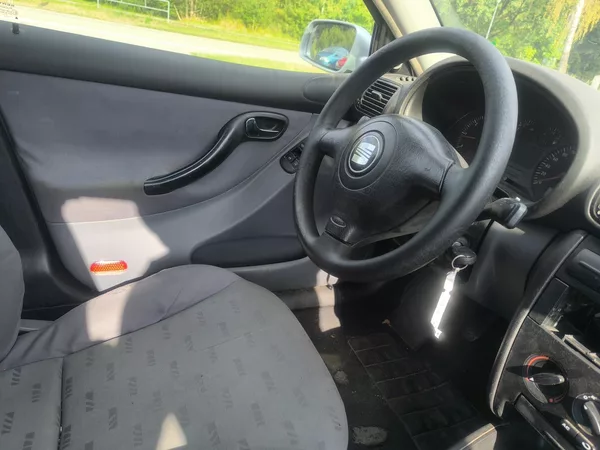 Seat Leon BEZ KOROZE,KLIMA,240KM,NOVÁ TK - foto 11