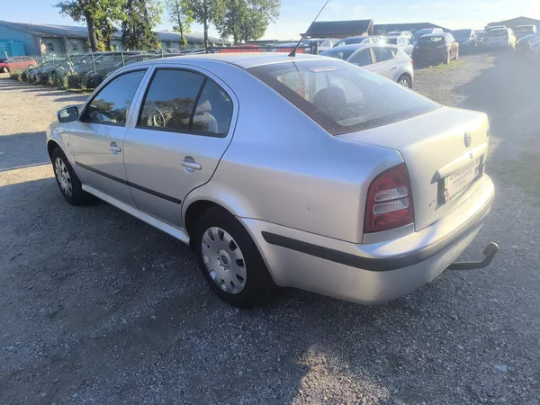 Škoda Octavia KRÁSNÁ,170TKM,1MAJ.SERVISKA - foto 4